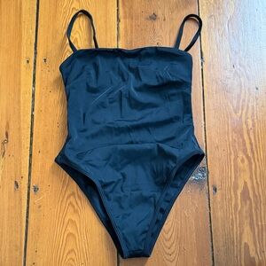 Gooseberry Seaside So Chic One Piece Tank Black size XS